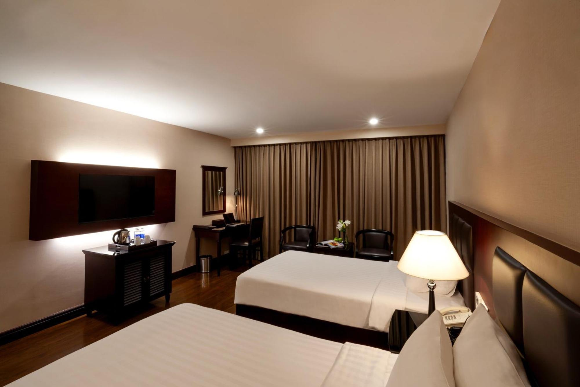 Anthai Saigon Hotel Хошимин Экстерьер фото