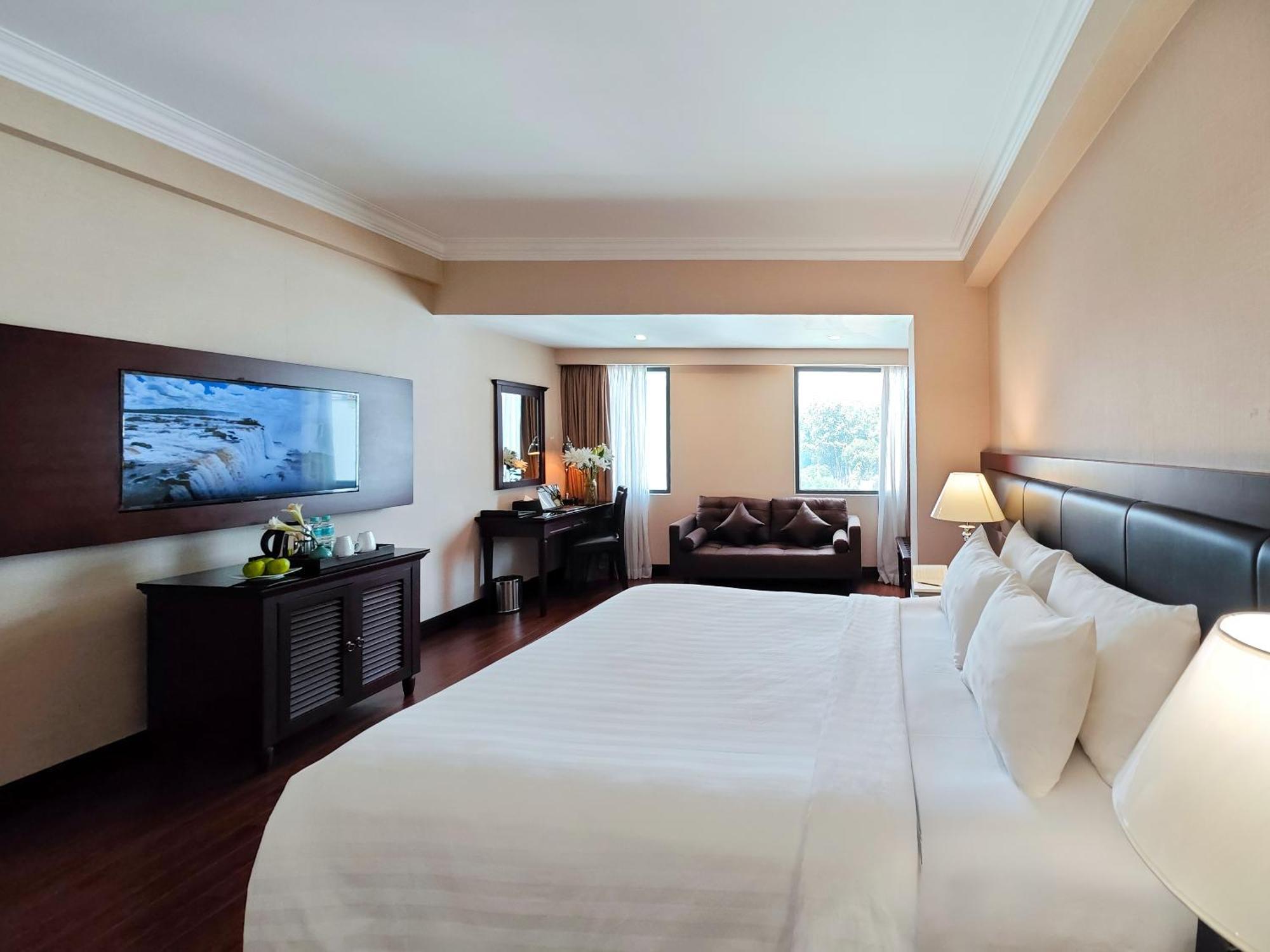 Anthai Saigon Hotel Хошимин Экстерьер фото