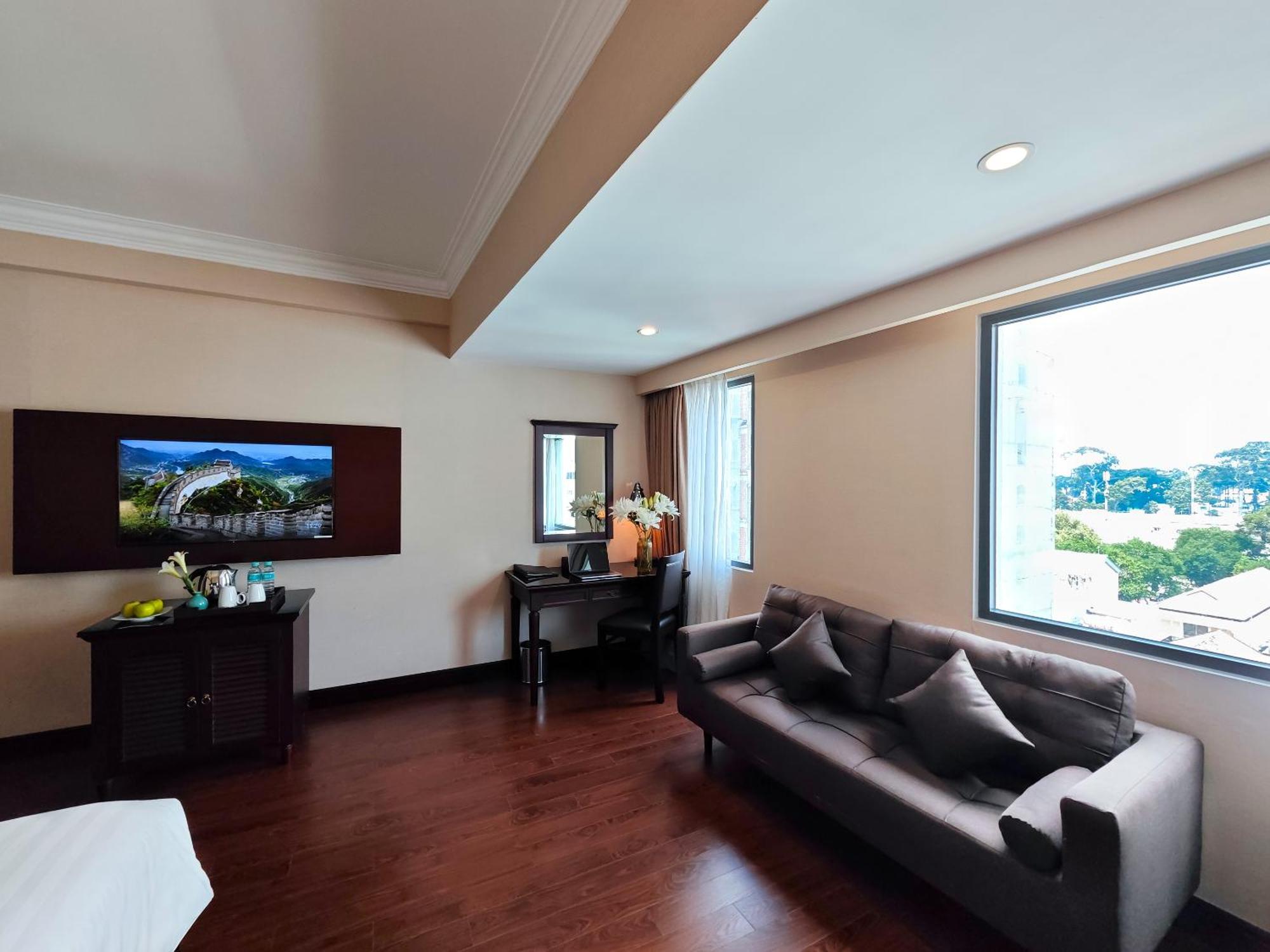 Anthai Saigon Hotel Хошимин Экстерьер фото