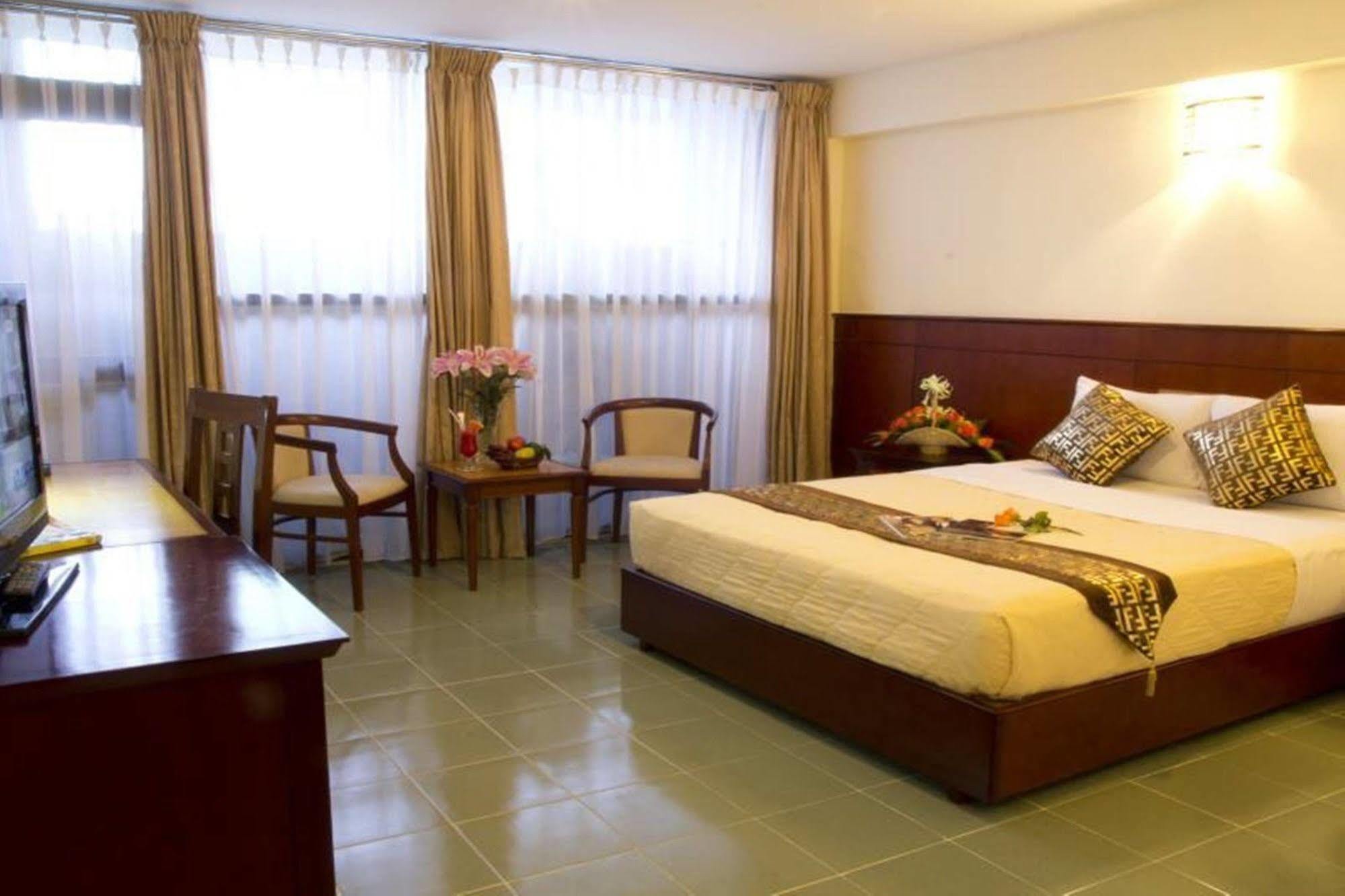 Anthai Saigon Hotel Хошимин Экстерьер фото