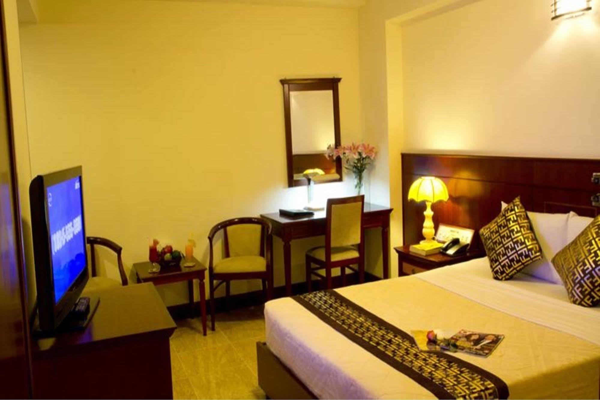 Anthai Saigon Hotel Хошимин Экстерьер фото