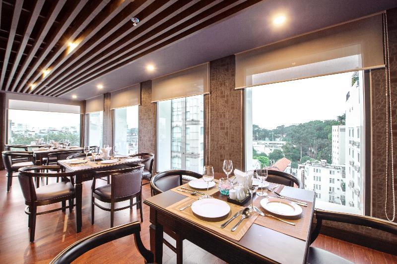 Anthai Saigon Hotel Хошимин Экстерьер фото